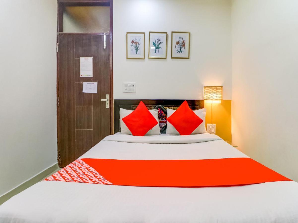 Hotel Oyo 74060 Taj Residency Nové Dillí Exteriér fotografie